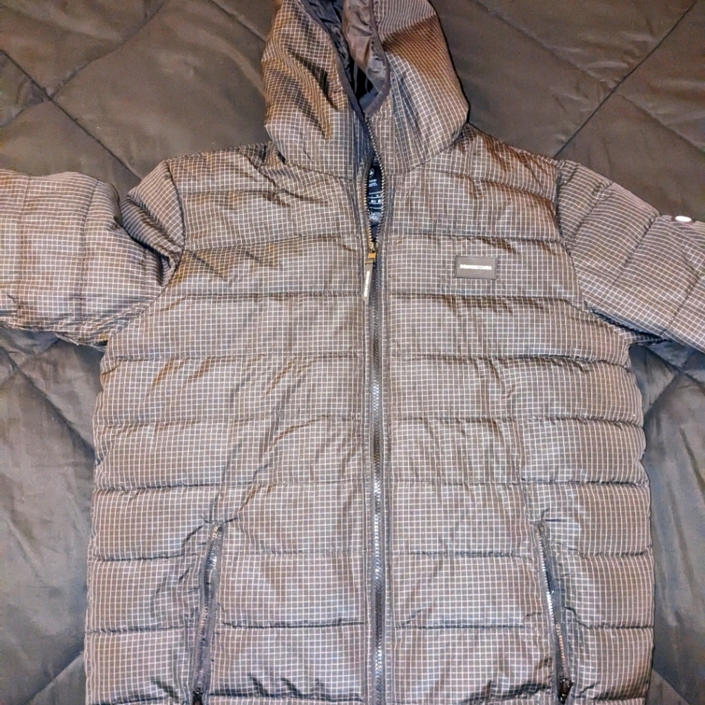DC men's medium winter puffer coat